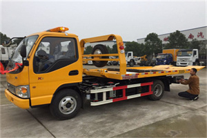 吴忠哪里有拖车服务